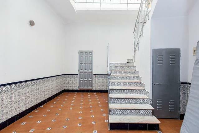 Centro Madrid Rio - Monederos C Apartment Ngoại thất bức ảnh